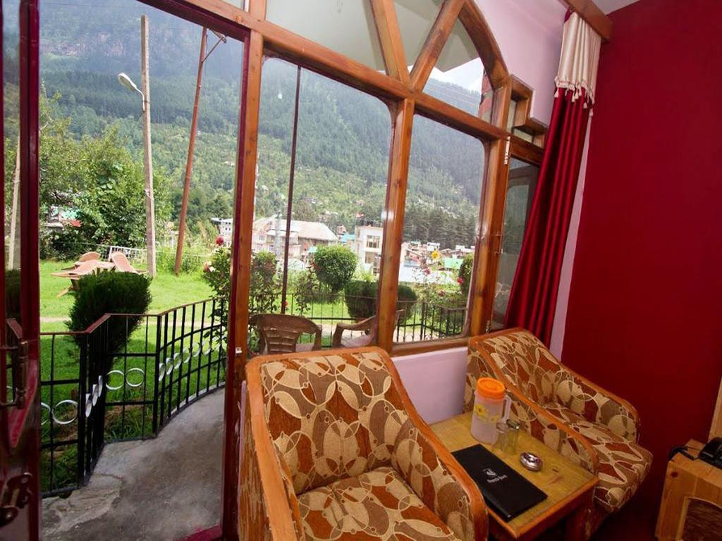 Himanshu Resorts 마날리 객실 사진